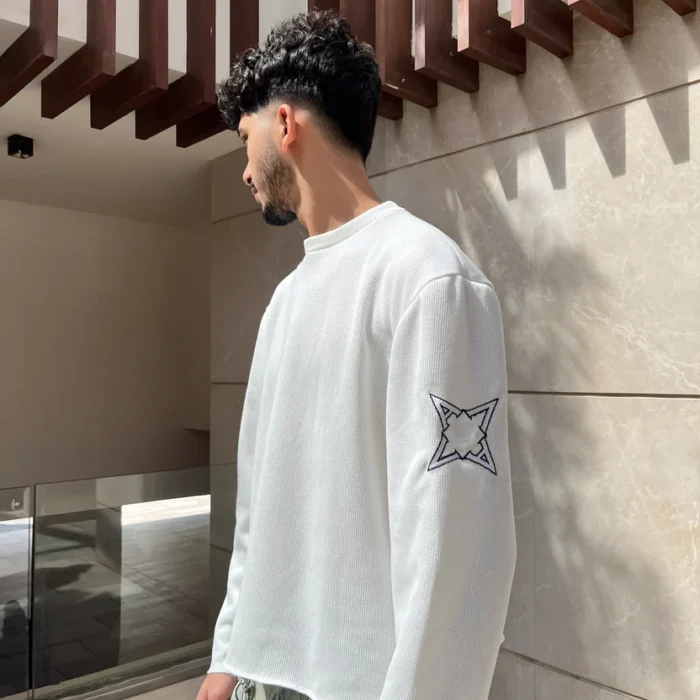 The ARVN CREW NECK- WHITE