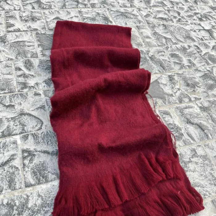 ARVN MOHAIR SCARF RED