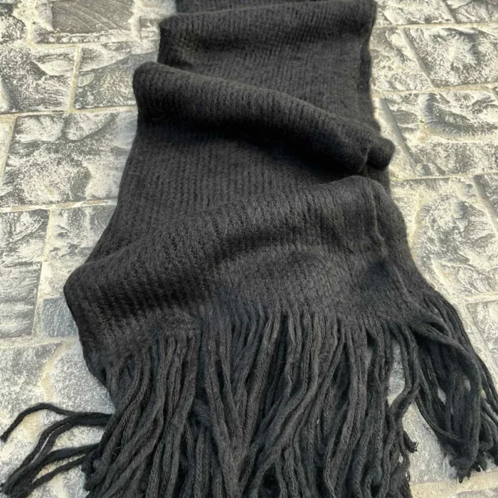 COZY KNIT SCARF BLACK