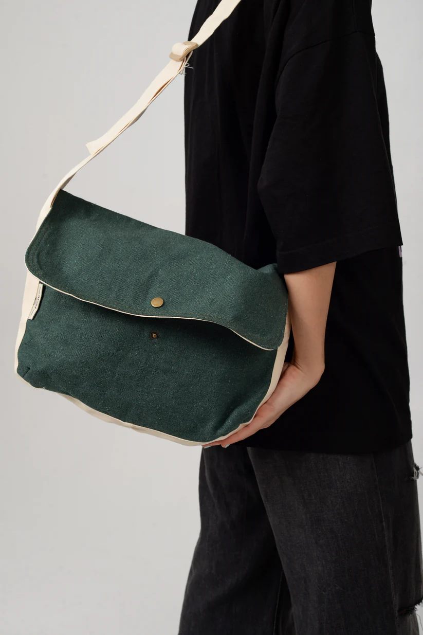 HELIO SIDE BAG GREEN - Image 2